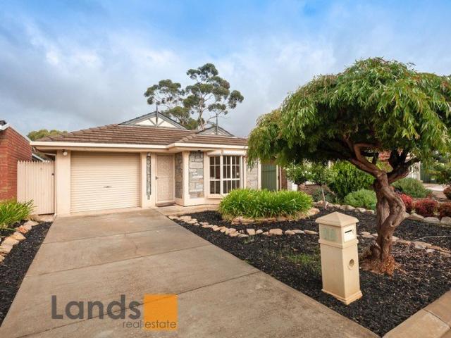Family Home | 3 Bedrooms | 2 Living Areas | Available 9th November