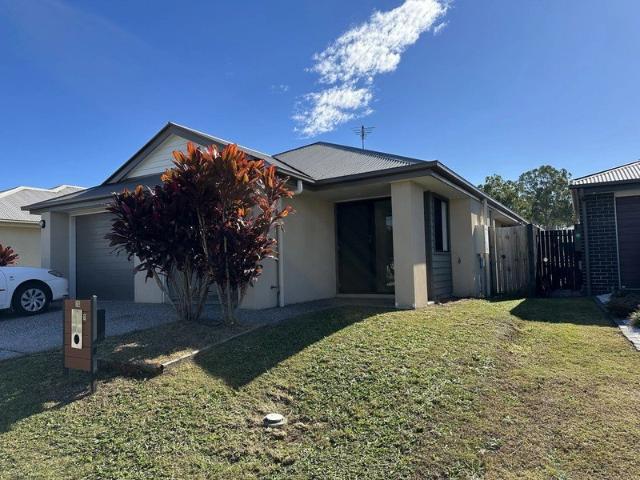 FAMILY HOME WAITING FOR YOU TO MOVE IN!
