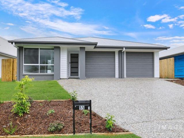 FAMILY HOME WAITING FOR YOU TO MOVE IN!