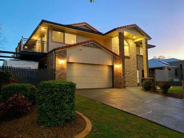 FAMILY HOME WATER VIEWS SIDE ACCESS HIGH ROOF 9 x 9 SHED