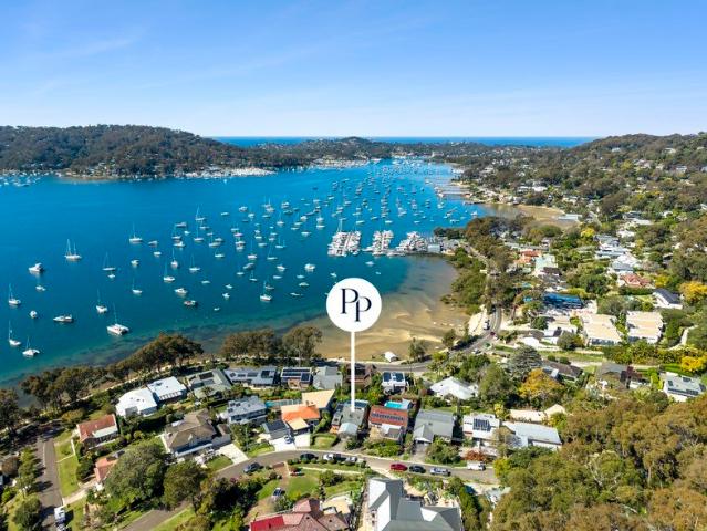 Family home with Outstanding Pittwater Views.