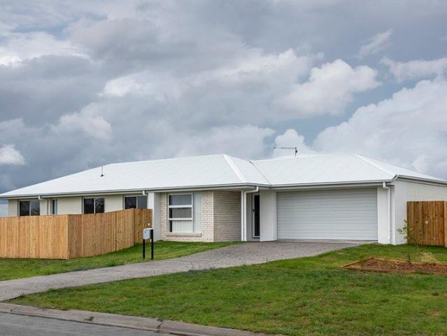 Family home with air conditioning!