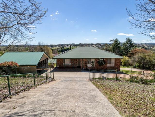 Family Home with Amazing Views