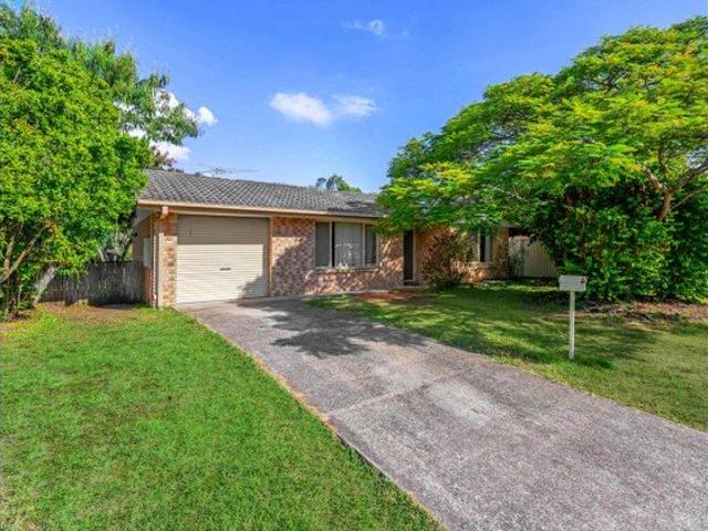 FAMILY HOME WITH BACK YARD