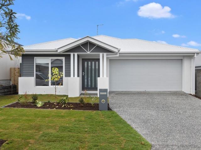 Family Home with Ducted AC and Several Living Rooms