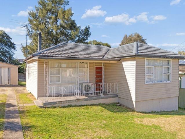 Family Home with Duplex & Granny Flat Potential STCA
