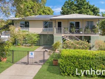 Family Home with Deck, Solar with Battery & Side Access
