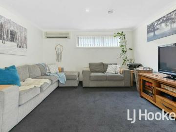 Family Home with Four Bedrooms!