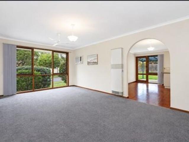 Family Home with Gardening Included