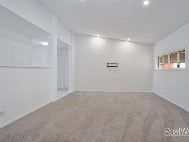 FAMILY HOME WITH HUGE SHED