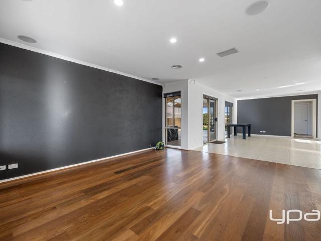 Family Home with Huge Workshop, Side Access & Entertainer's Alfresco