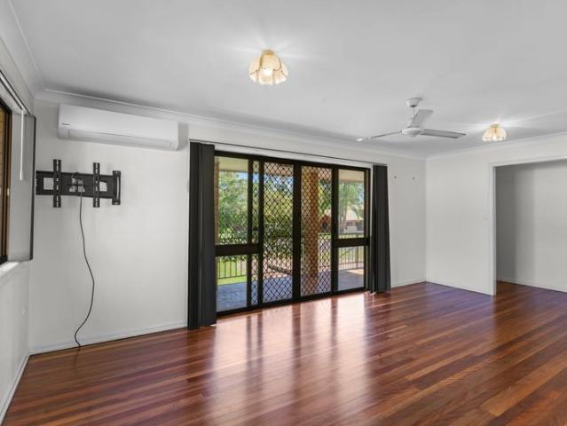 Family Home With Large Yard!