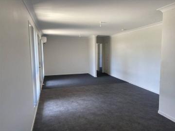 Family home with Large yard with Shed