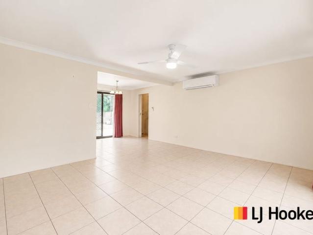 Family Home with Pool | Huge Yard | Side Access | Air Conditioning | Close to Schools, Hospital & Transport
