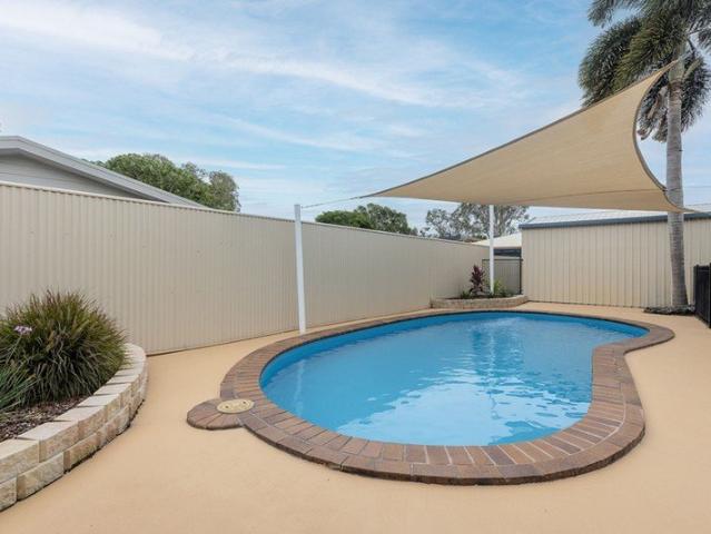 Family Home with Pool & Shed