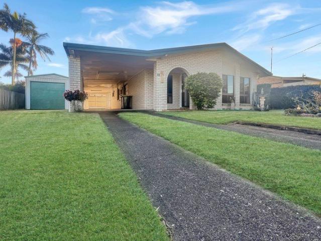 Family Home with Powered Shed & Solar in Quiet Location
