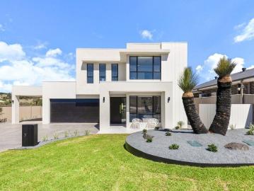Family home with stunning view