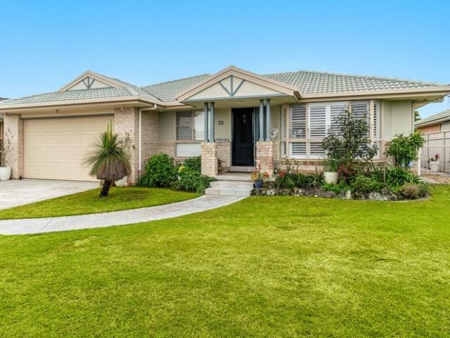 FAMILY HOME WITH SPACE FOR EVERYONE