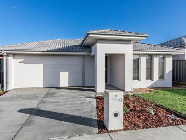 FAMILY HOME WITH SPACIOUS YARD