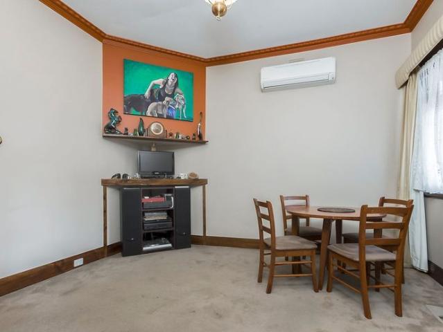 Family Home with Workshop & Entertaining