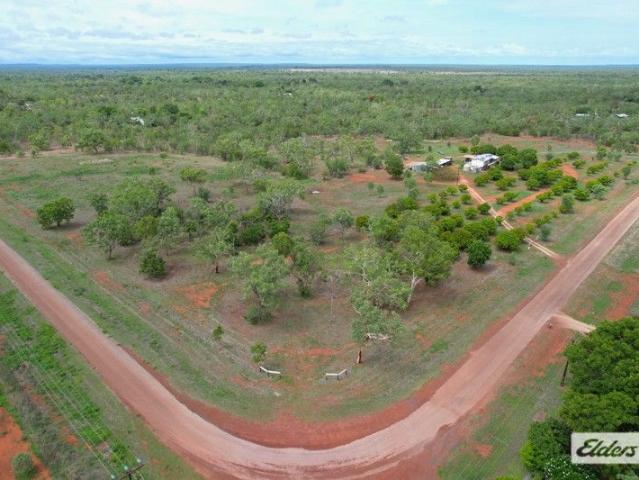 Family home atop of the Hill 11 Allmich Road offers it all, 5 Bedrooms and 2 bathrooms family home with spa and sheds set on 9.31 Ha