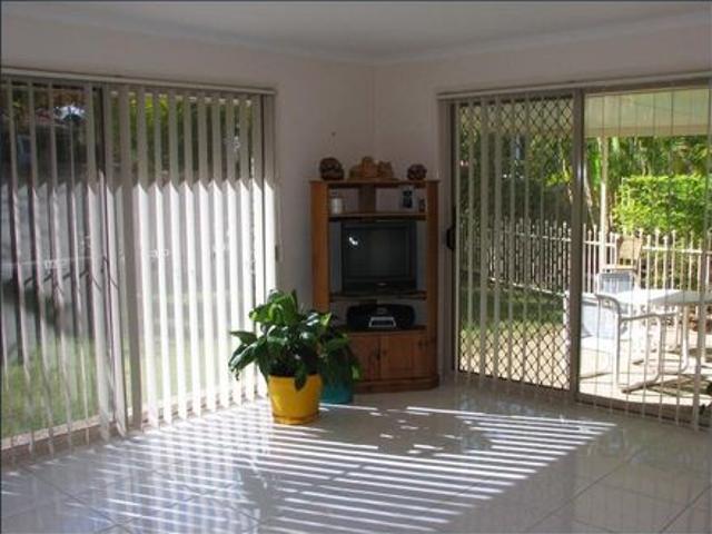 Family Home Benowa