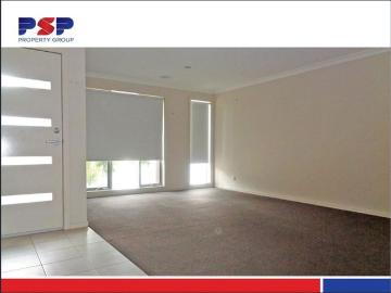 FAMILY HOME CONVENIENT LOCATION + STUDY