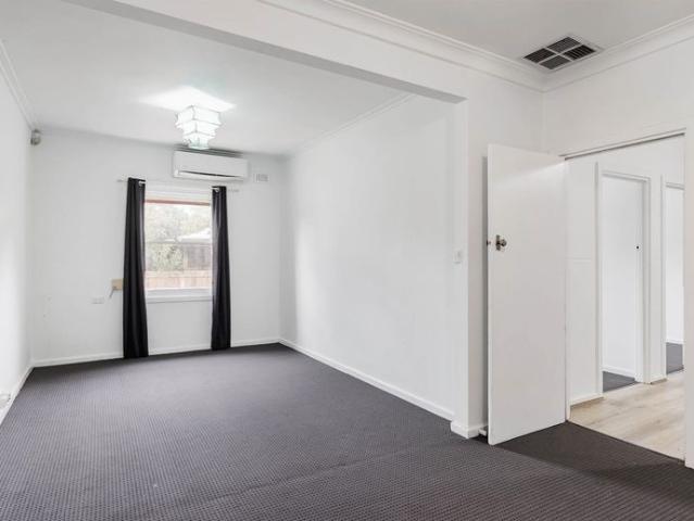 Family Home, Conveniently Located