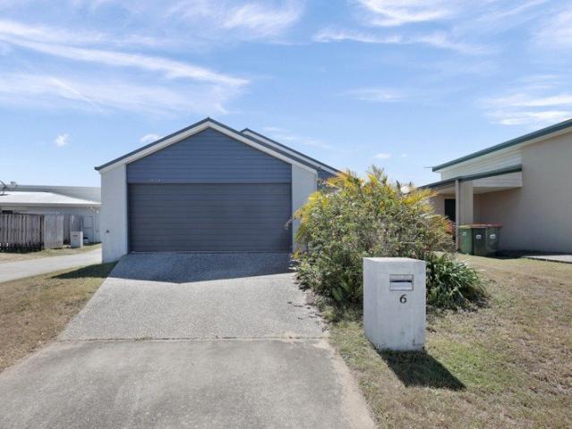FAMILY HOME CLOSE TO THE BEACH