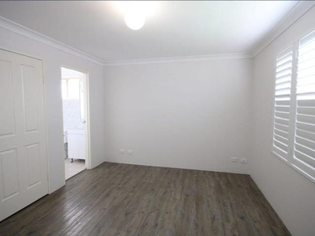 FAMILY HOME CLOSE TO LOCAL AMENITIES!