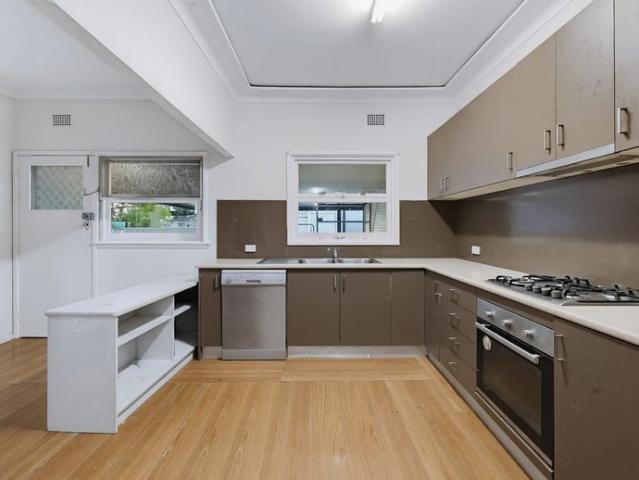 Family Home Close to Mount Druitt Station