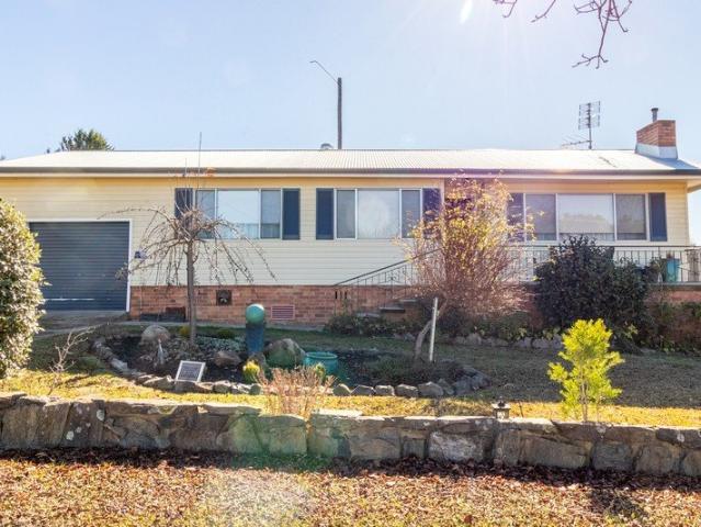Family Home Close to School