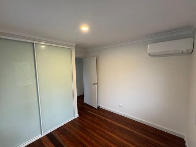 FAMILY HOME, DUAL LIVING!