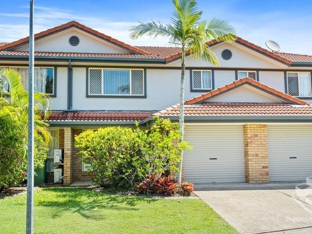 Family Home for Rent in Thorneside