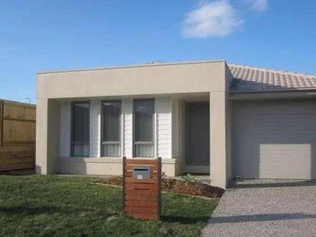Family home for rent in Springfield Lakes