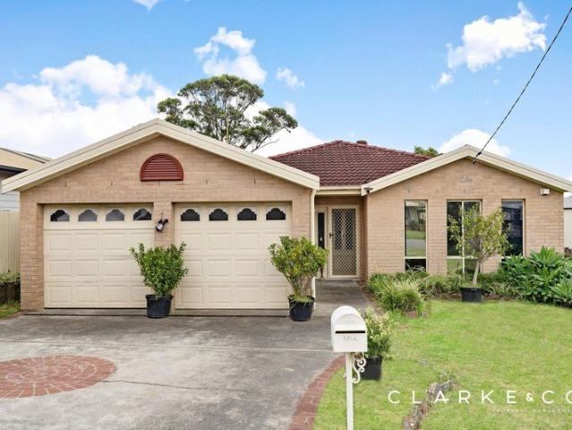 FAMILY HOME IN THORNTON!
