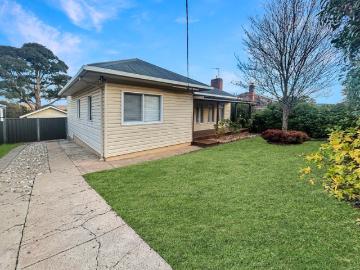 Family home in the heart of Cooma 12 Month lease