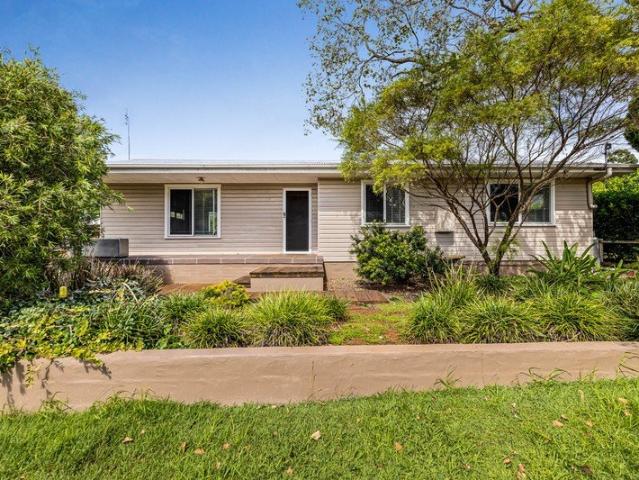 Family Home in the Heart of Centenary Heights