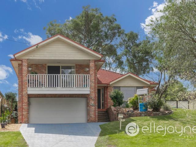 Family Home in the Heart of Dora Creek