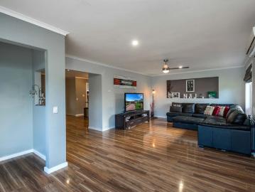 FAMILY HOME In the heart of Melton