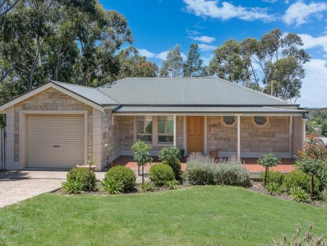 Family Home in the Heart of Nairne