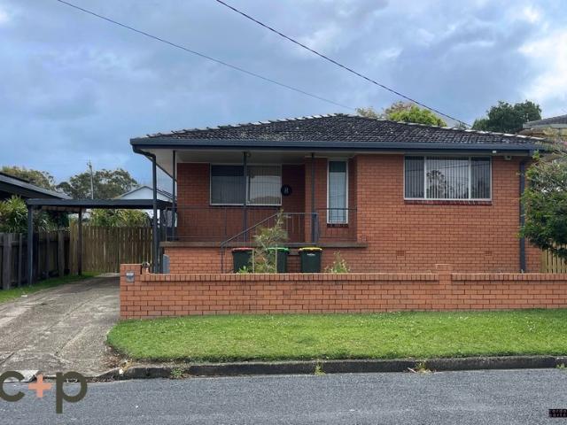 FAMILY HOME IN THE HEART OF TOWN