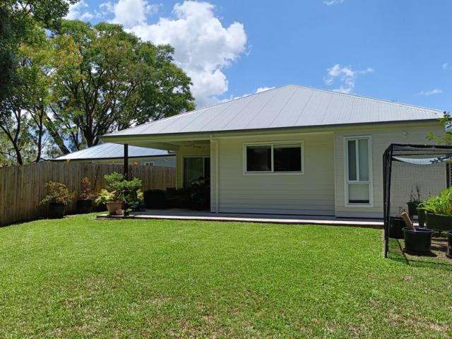 Family Home in the Heart of Town. Suitable for Retires, New Families or Investment. Ideal Location, never to be repeated with Bush outlook