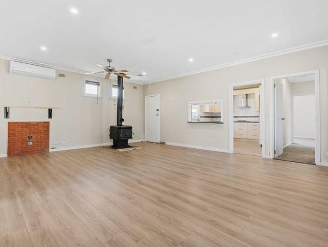 Family Home in the Heart of Thriving Gunning