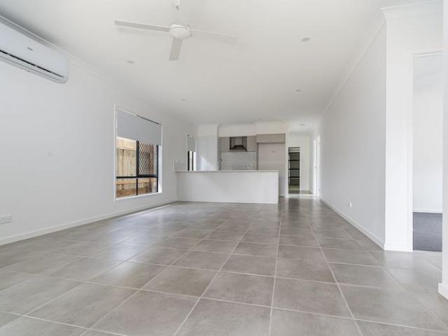 Family Home in the sought after Pebble Creek Estate