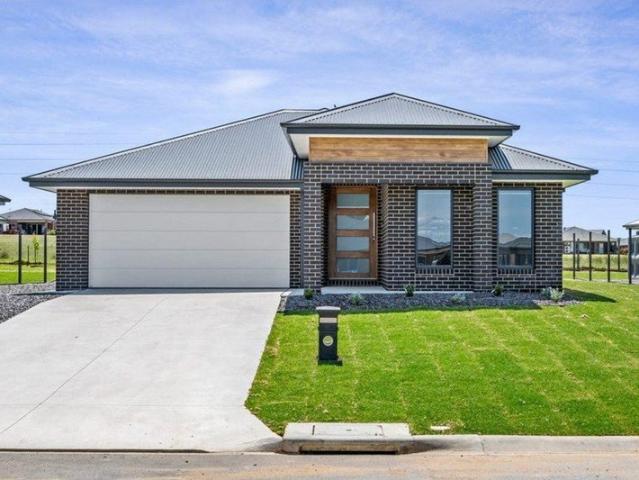 Family Home in Thurgoona