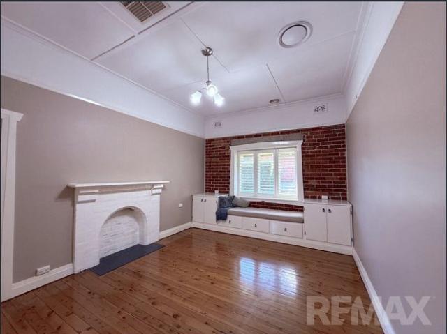 Family Home in Turvey Park