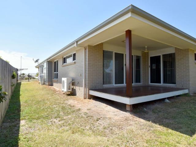 FAMILY HOME IN VANTAGE ESTATE