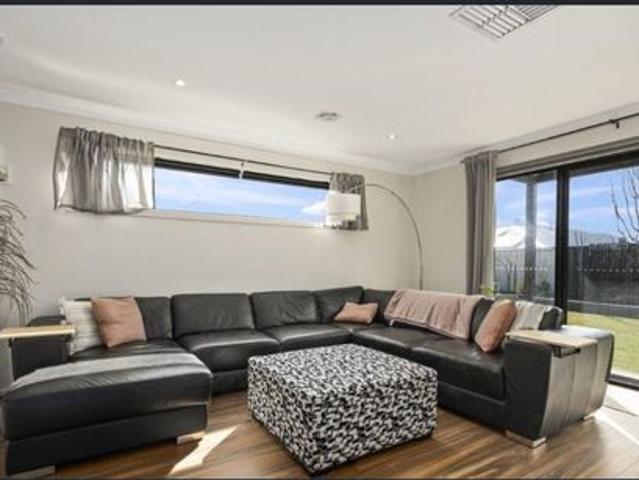 Family Home in Whitebox Rise