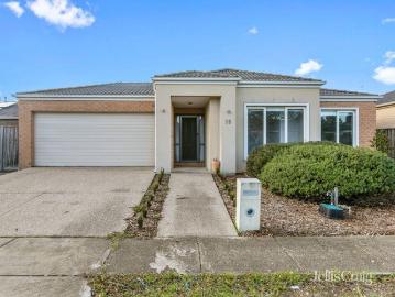 Family Home in Williams Landing